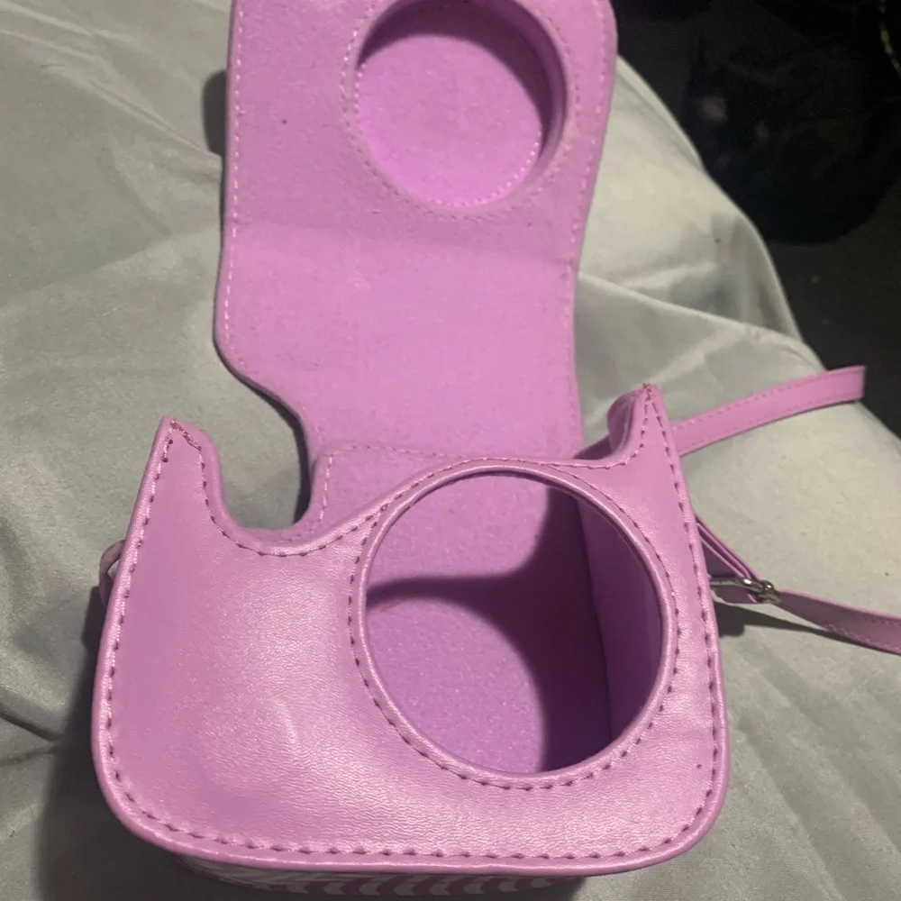 Purple Instax mini 7+ case included (film not included)